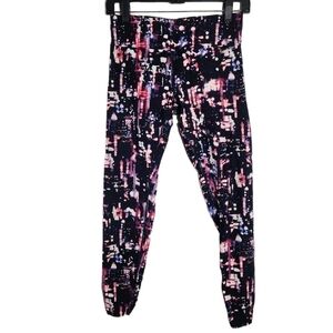 Calvin Klein Performance Quick Dry Capri Leggings Size Small